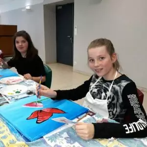 stage de dessin enfant autour de moi, à Montauban de Bretagne, près de Rennes, près de dinan. Stage de dessin de 3h, stage de dessin enfants et ados de deux jours.