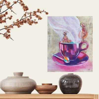 tableau d'artiste original et unique, format 46 x 38 cm, papier journal collé sur une toile. Le tableau représente deux femmes se baignant dans une tasse de café. L'ensemble est surréaliste et moderne